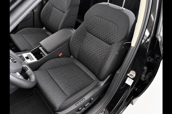 Škoda Superb Combi 1.4 TSI iV Business Edition PHEV Automaat Navigatie Stoelverwarming Voor en Achter Draadloze Telefoonlader Stuurverwarming Cruise Control Elektrisch Verstelbare Stoelen Apple CarPlay