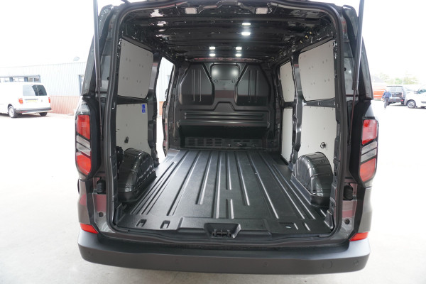 Ford Transit Custom 320L 2.0 TDCI 136PK L2H1 Trend Achterklep Schuifdeur L / R Nr. V040 | Airco | Cruise | Camera |  Apple CP | LM Velgen