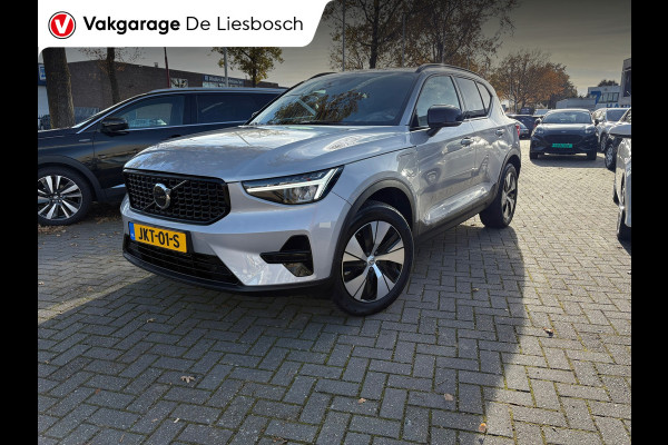 Volvo XC40 1.5 T4 Plug-in hybrid Plus Dark / Panorama-dak / Harman-Kardon / camera / stuur en stoel verwarming