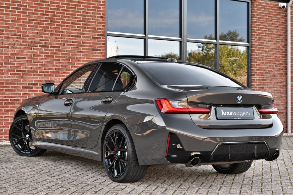 BMW 3-serie 330e M-Sport Dravit E-Dak Trekh E-zetels 19inch HUD Adp-onderstel