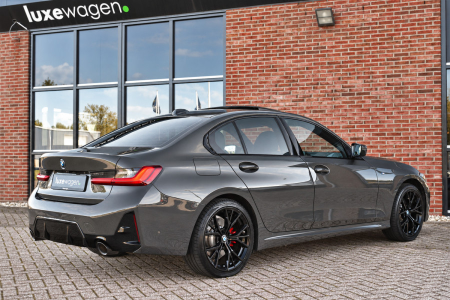 BMW 3-serie 330e M-Sport Dravit E-Dak Trekh E-zetels 19inch HUD Adp-onderstel