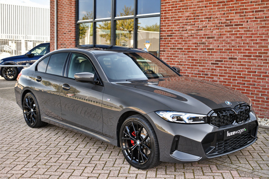 BMW 3-serie 330e M-Sport Dravit E-Dak Trekh E-zetels 19inch HUD Adp-onderstel