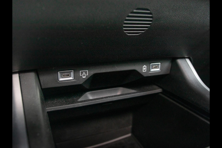 Jeep Compass 1.2 e-Hybrid First Edition | Premium Pack | Convenience Pack | Schuif/Kanteldak | Vulcano Black