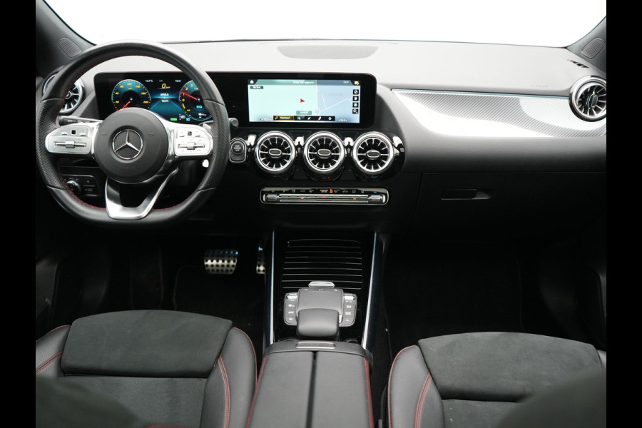 Mercedes-Benz GLA 250 e AMG Line PHEV 218pk Dealer O.H | Panodak | Camera | Alcantara Sportstoelen Memory & Verwarmd | Keyless | Apple Carplay | Cruise Control | Sfeerverlichting | Virtual | DAB | Navigatie | 19"L.M | Plug In Hybrid |