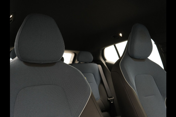 Volvo EX30 Single Motor Core 51 kWh | Adaptive Cruise | Camera | Stoelen & Stuur Verwarmd | Blis | Apple Carplay | Navigatie | DAB | 18"L.M |