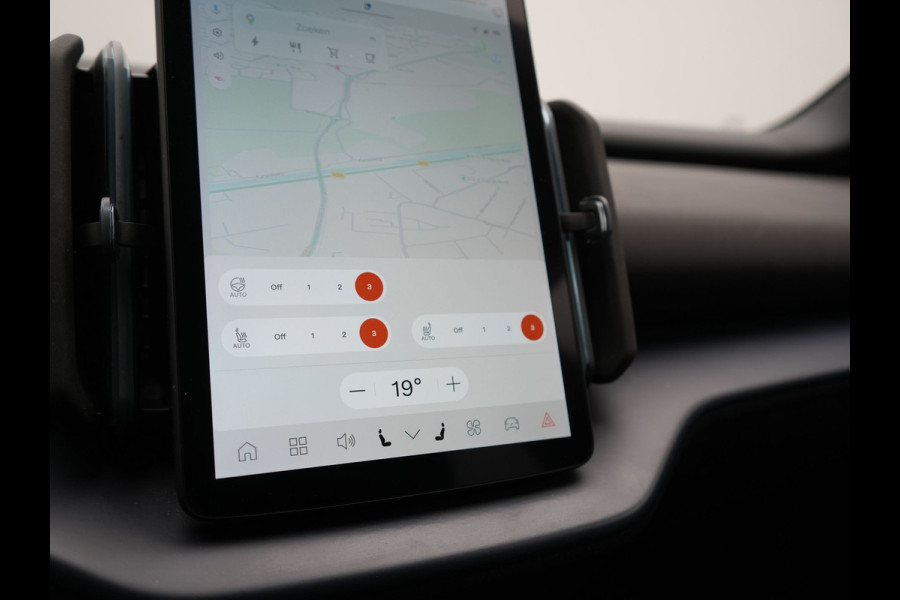 Volvo EX30 Single Motor Core 51 kWh | Adaptive Cruise | Camera | Stoelen & Stuur Verwarmd | Blis | Apple Carplay | Navigatie | DAB | 18"L.M |