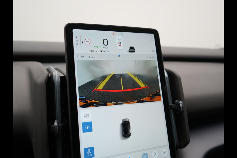 Volvo EX30 Single Motor Core 51 kWh | Adaptive Cruise | Camera | Stoelen & Stuur Verwarmd | Blis | Apple Carplay | Navigatie | DAB | 18"L.M |