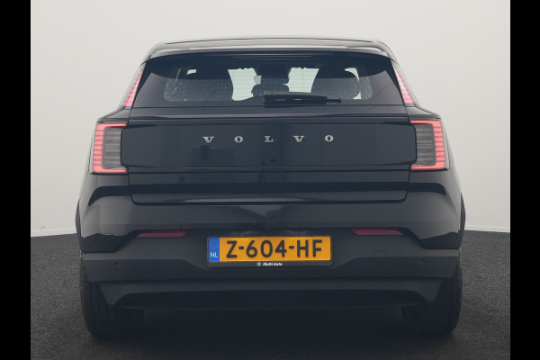 Volvo EX30 Single Motor Core 51 kWh | Adaptive Cruise | Camera | Stoelen & Stuur Verwarmd | Blis | Apple Carplay | Navigatie | DAB | 18"L.M |