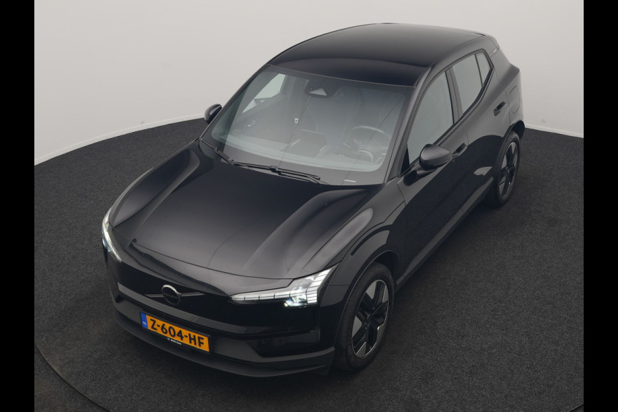 Volvo EX30 Single Motor Core 51 kWh | Adaptive Cruise | Camera | Stoelen & Stuur Verwarmd | Blis | Apple Carplay | Navigatie | DAB | 18"L.M |
