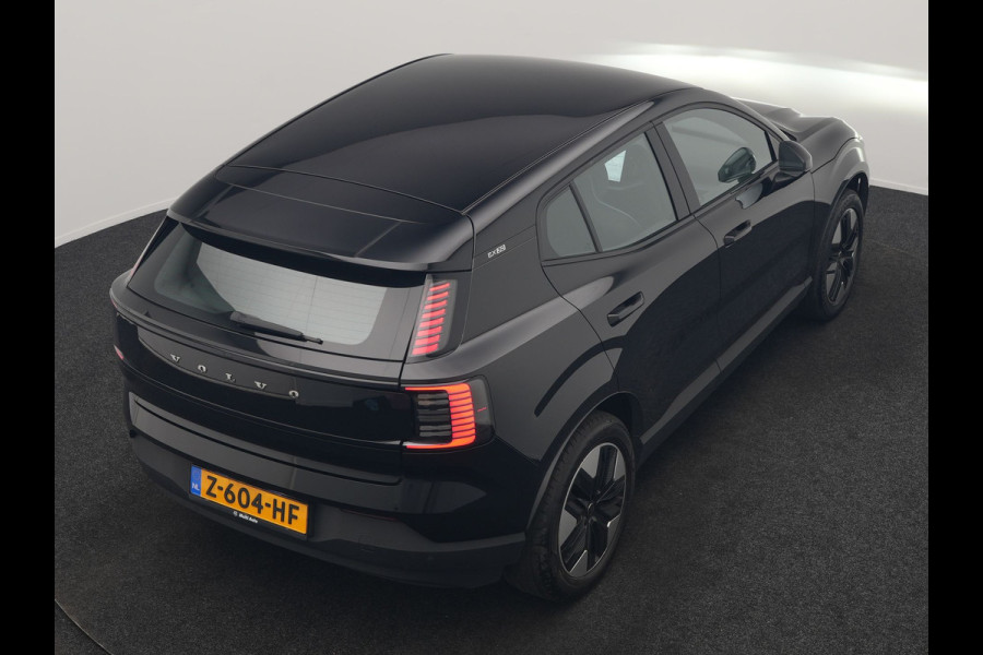 Volvo EX30 Single Motor Core 51 kWh | Adaptive Cruise | Camera | Stoelen & Stuur Verwarmd | Blis | Apple Carplay | Navigatie | DAB | 18"L.M |