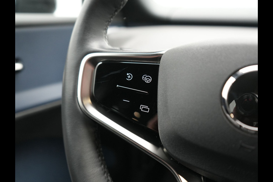 Volvo EX30 Single Motor Core 51 kWh | Adaptive Cruise | Camera | Stoelen & Stuur Verwarmd | Blis | Apple Carplay | Navigatie | DAB | 18"L.M |