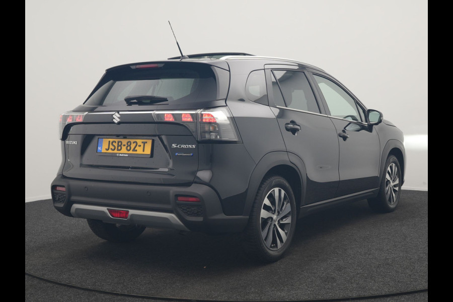 Suzuki S-Cross 1.5 AllGrip Style MHEV 115pk Dealer O.H | Panodak | Adaptive Cruise | 360 Camera | Keyless | Sportstoelen Verwarmd | Blis | Apple Carplay | DAB | Navigatie | 17"L.M |