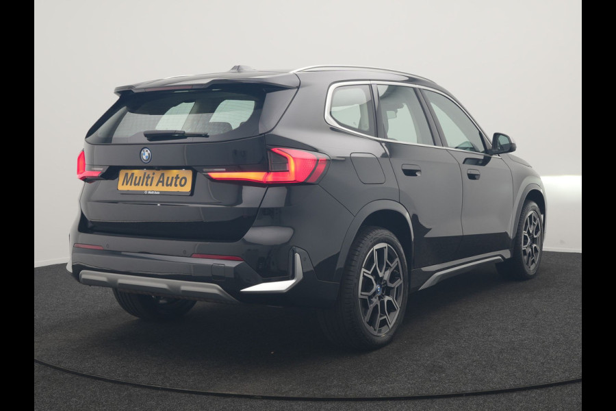 BMW X1 xDrive25e PHEV 245pk Dealer O.H | Trekhaak Af Fabriek | Adaptive Cruise | 360 Camera | Head Up | Harman / Kardon | Sportstoelen Memory & Massage | Stoelen & Stuur Verwarmd | Apple Carplay | DAB | Navigatie | Virtual | 19"L.M | Plug In Hybrid |
