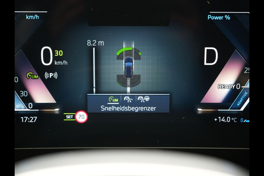 BMW X1 xDrive25e PHEV 245pk Dealer O.H | Trekhaak Af Fabriek | Adaptive Cruise | 360 Camera | Head Up | Harman / Kardon | Sportstoelen Memory & Massage | Stoelen & Stuur Verwarmd | Apple Carplay | DAB | Navigatie | Virtual | 19"L.M | Plug In Hybrid |
