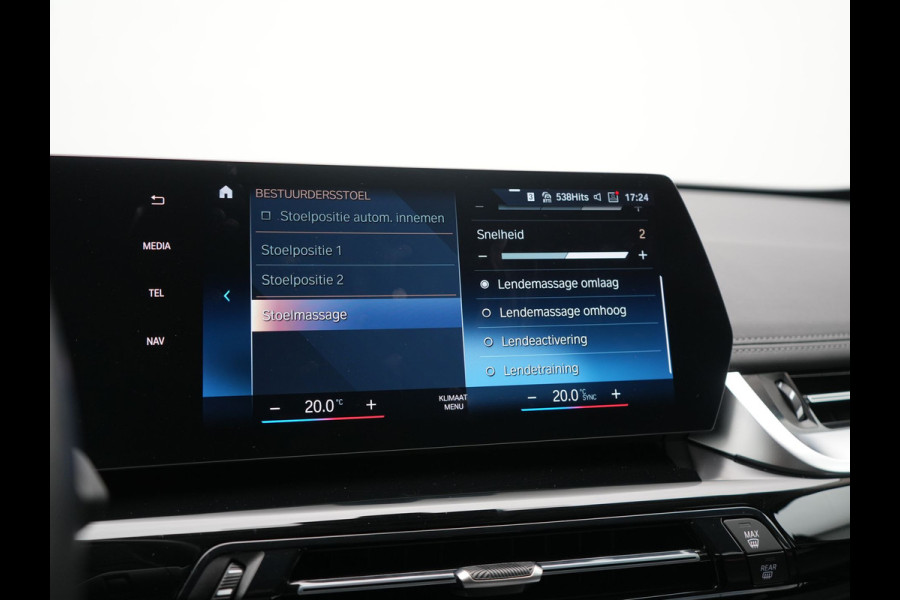 BMW X1 xDrive25e PHEV 245pk Dealer O.H | Trekhaak Af Fabriek | Adaptive Cruise | 360 Camera | Head Up | Harman / Kardon | Sportstoelen Memory & Massage | Stoelen & Stuur Verwarmd | Apple Carplay | DAB | Navigatie | Virtual | 19"L.M | Plug In Hybrid |