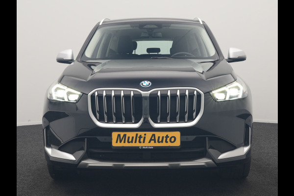 BMW X1 xDrive25e PHEV 245pk Dealer O.H | Trekhaak Af Fabriek | Adaptive Cruise | 360 Camera | Head Up | Harman / Kardon | Sportstoelen Memory & Massage | Stoelen & Stuur Verwarmd | Apple Carplay | DAB | Navigatie | Virtual | 19"L.M | Plug In Hybrid |