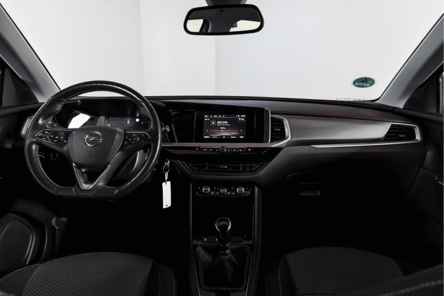 Opel Grandland 1.2 Turbo Edition | Trekhaak | Cruise | Winterpakket | PDC | Camera | Carplay/Android | ECC | DAB | LM 17" |