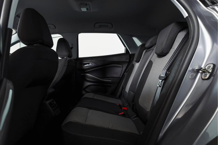 Opel Grandland 1.2 Turbo Edition | Trekhaak | Cruise | Winterpakket | PDC | Camera | Carplay/Android | ECC | DAB | LM 17" |