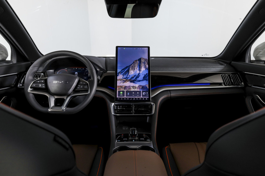 BYD SEAL U 1.5 DM-i FWD Comfort | 125KM Elektrisch | S/K-Panodak | 360 Camera | Carplay/Android | Adapt. Cruise | Elek. Klep | Infinity audio | 19" | 9845