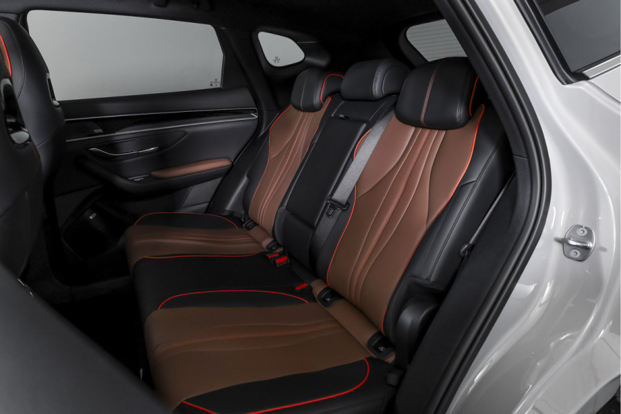 BYD SEAL U 1.5 DM-i FWD Comfort | 125KM Elektrisch | S/K-Panodak | 360 Camera | Carplay/Android | Adapt. Cruise | Elek. Klep | Infinity audio | 19" | 9845