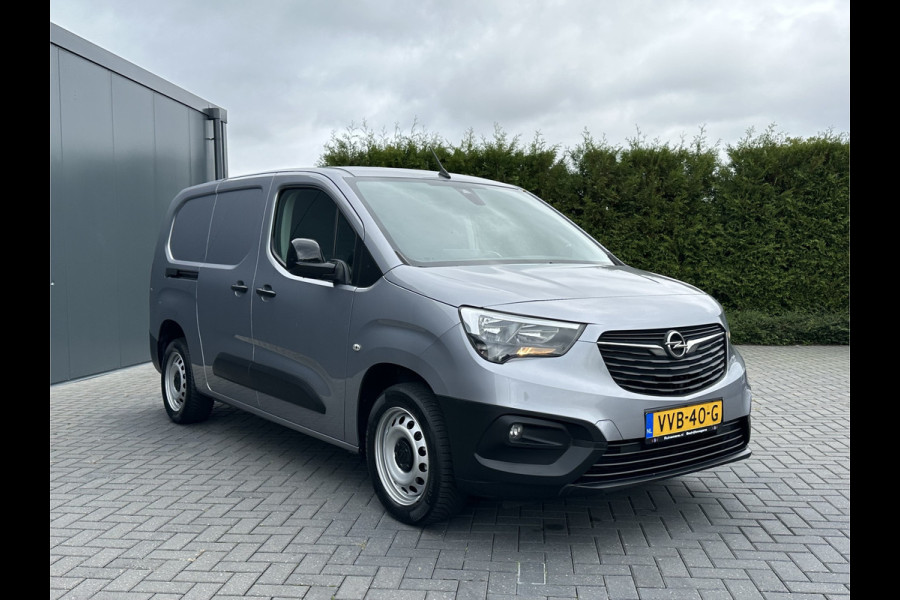Opel Combo 1.5 BlueHDi 130 PK AUTOMAAT / L2H1 / 1e EIG. / STUURVERW. / CRUISE / AIRCO / APPLE CARPLAY / ANDROID AUTO