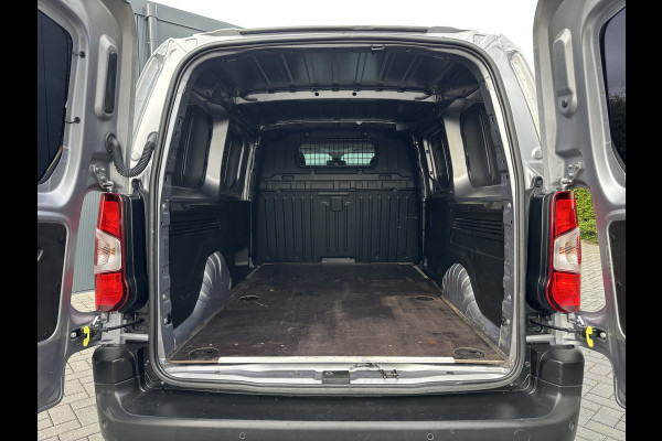 Opel Combo 1.5 BlueHDi 130 PK AUTOMAAT / L2H1 / 1e EIG. / STUURVERW. / CRUISE / AIRCO / APPLE CARPLAY / ANDROID AUTO