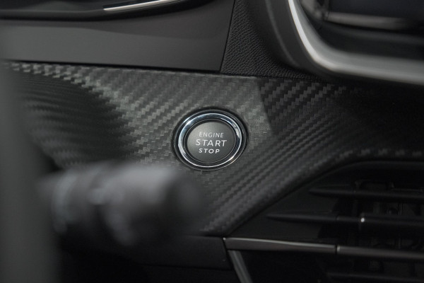 Peugeot 2008 1.2 Hybrid 145 Allure | 360 Camera | Adaptieve Cruise Control | Navigatie | Dodehoekdetectie