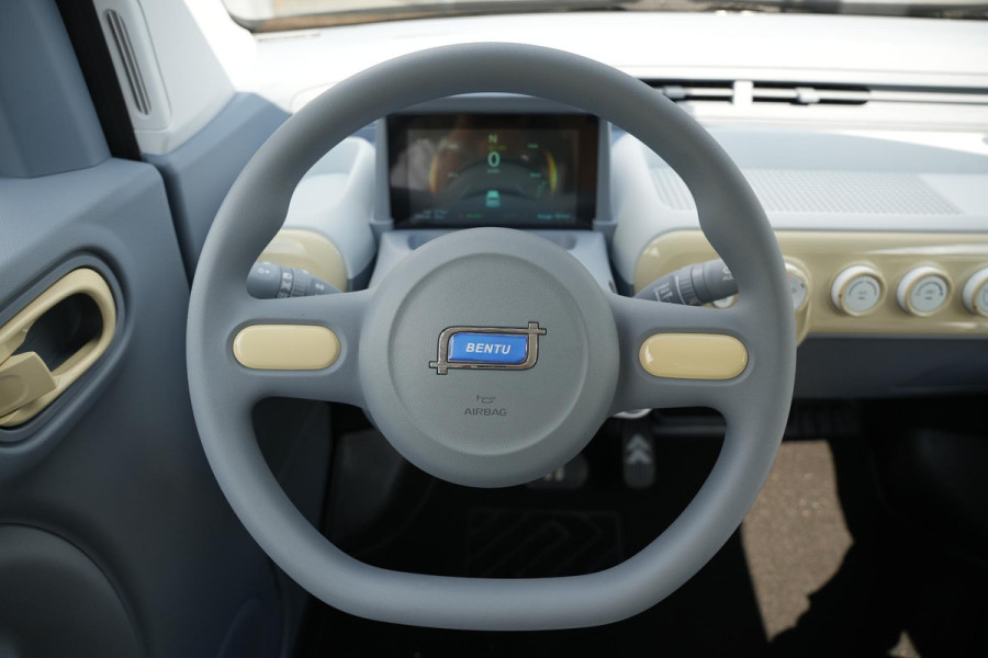 Bontu Mango Airco Radio/Bluetooth Camera 4 zitplaatsen