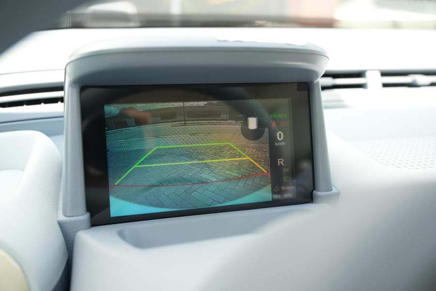 Bontu Mango Airco Radio/Bluetooth Camera 4 zitplaatsen