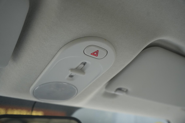 Bontu Mango Airco Radio/Bluetooth Camera 4 zitplaatsen