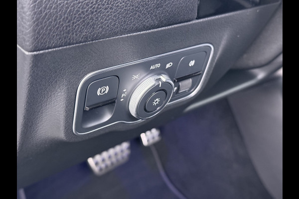 Mercedes-Benz EQA EQA 300 4MATIC AMG Line 71 kWh | Pano Carplay Winterpakket