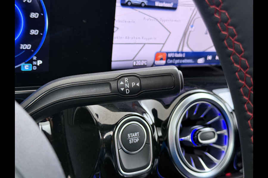 Mercedes-Benz EQA EQA 300 4MATIC AMG Line 71 kWh | Pano Carplay Winterpakket