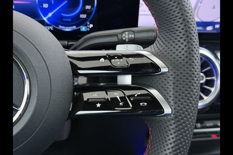 Mercedes-Benz EQA EQA 300 4MATIC AMG Line 71 kWh | Pano Carplay Winterpakket