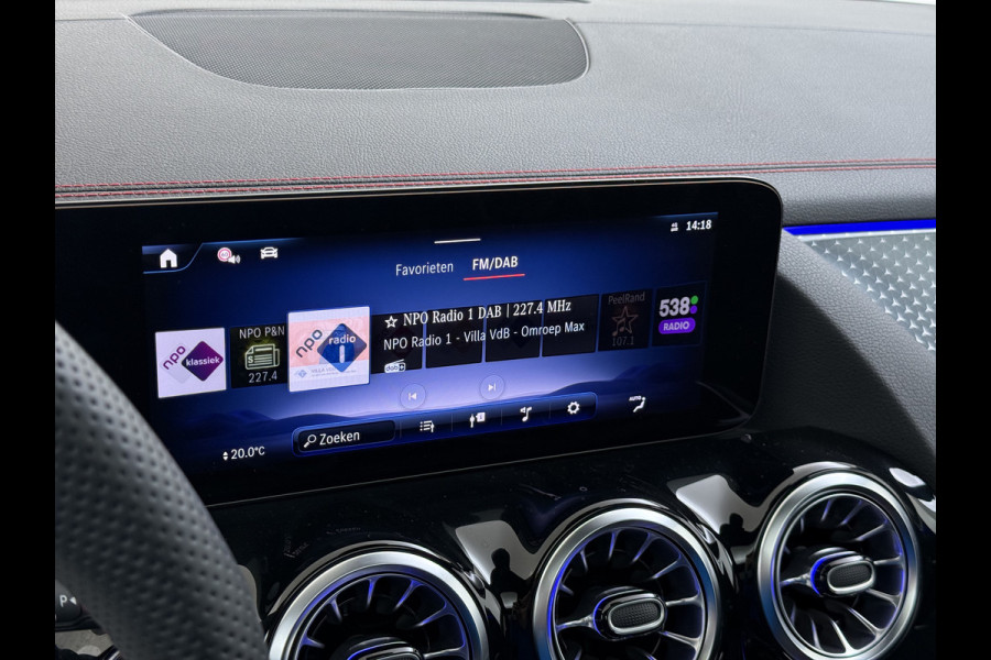 Mercedes-Benz EQA EQA 300 4MATIC AMG Line 71 kWh | Pano Carplay Winterpakket
