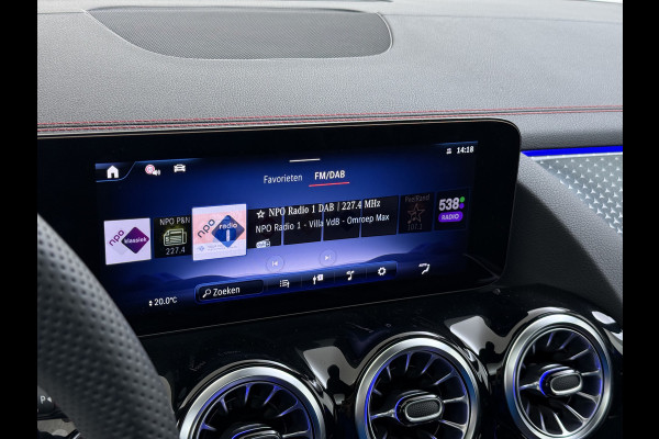 Mercedes-Benz EQA EQA 300 4MATIC AMG Line 71 kWh | Pano Carplay Winterpakket