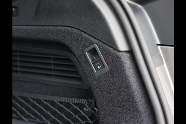 Audi A6 Allroad quattro allroad e-hybrid quattro | Tech Pro - Pano - Trekhaak