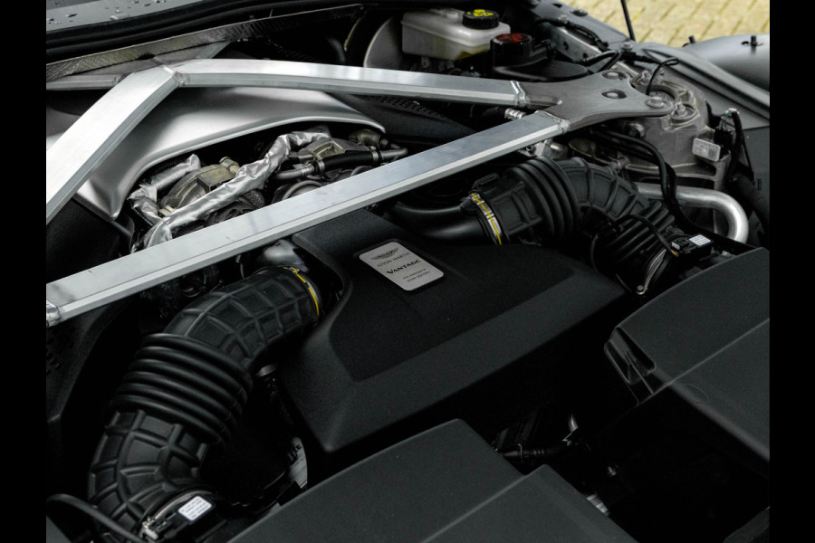 Aston Martin Vantage 4.0 V8 - 8.225km! - Dealer Maintenance