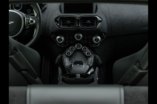 Aston Martin Vantage 4.0 V8 - 8.225km! - Dealer Maintenance