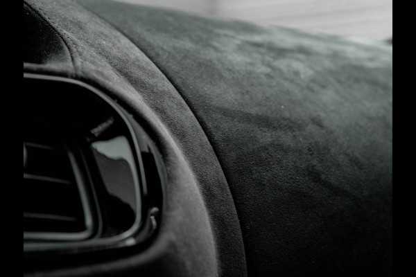Aston Martin Vantage 4.0 V8 - 8.225km! - Dealer Maintenance