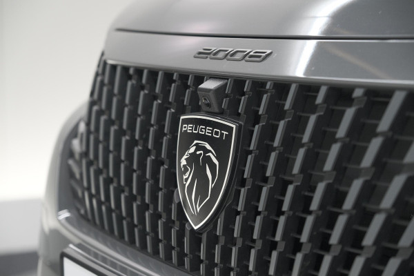 Peugeot 2008 1.2 Hybrid 145 GT | 360 Camera | Adaptieve Cruise control | Dodehoekdetectie | Navigatie