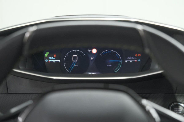 Peugeot 2008 1.2 Hybrid 145 GT | 360 Camera | Adaptieve Cruise control | Dodehoekdetectie | Navigatie
