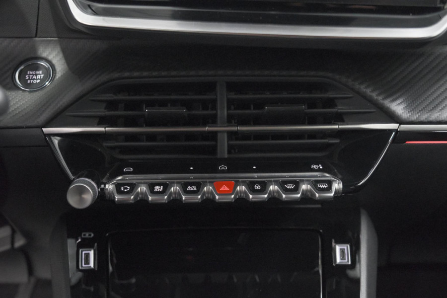 Peugeot 2008 1.2 Hybrid 145 GT | 360 Camera | Adaptieve Cruise control | Dodehoekdetectie | Navigatie