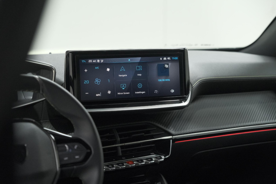 Peugeot 2008 1.2 Hybrid 145 GT | 360 Camera | Adaptieve Cruise control | Dodehoekdetectie | Navigatie