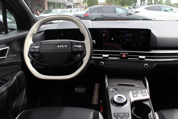 Kia Sportage 1.6 T-GDi Plug-in Hybrid GT-PlusLine / 4.621 km! / Panoramadak / 360Camera / Head-up / Leder / Matrix LED / Keyless / 19'' / CarPlay / Harman Kardon / Stoelventilatie / Stoelverwarming 4x / Dodehoek / DAB / ACC