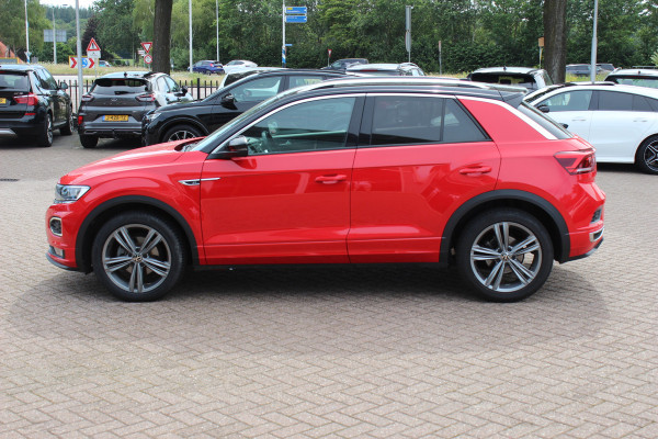 Volkswagen T-Roc 1.5 TSI Sport Business R / Camera / CarPlay / Virtual Cockpit / Sportstoelen / 18'' / LED / DAB / ACC