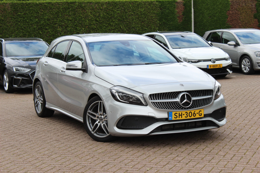 Mercedes-Benz A-Klasse 180 Sport Edition AMG / Camera / Navigatie / Leder&Alcantara / 18'' / Stoelverwarming / Cruise Control