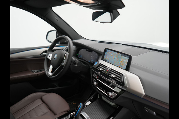 BMW iX3 High Executive 80 kWh 286pk Dealer O.H | Panodak | Head Up | Adaptive Cruise | 360 Camera | Harman / Kardon | Lederen Sportstoelen Memory & Verwarmd | Keyless | Apple Carplay | Blis | Sfeerverlichting | DAB | Navigatie | 20"L.M |