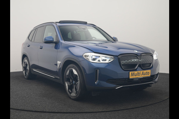 BMW iX3 High Executive 80 kWh 286pk Dealer O.H | Panodak | Head Up | Adaptive Cruise | 360 Camera | Harman / Kardon | Lederen Sportstoelen Memory & Verwarmd | Keyless | Apple Carplay | Blis | Sfeerverlichting | DAB | Navigatie | 20"L.M |
