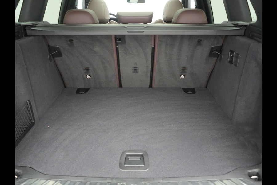 BMW iX3 High Executive 80 kWh 286pk Dealer O.H | Panodak | Head Up | Adaptive Cruise | 360 Camera | Harman / Kardon | Lederen Sportstoelen Memory & Verwarmd | Keyless | Apple Carplay | Blis | Sfeerverlichting | DAB | Navigatie | 20"L.M |