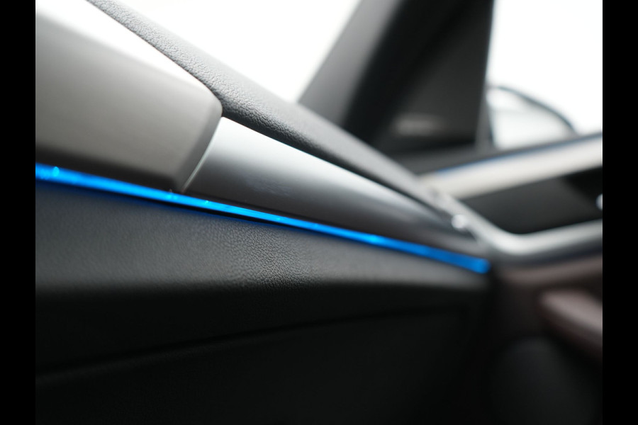 BMW iX3 High Executive 80 kWh 286pk Dealer O.H | Panodak | Head Up | Adaptive Cruise | 360 Camera | Harman / Kardon | Lederen Sportstoelen Memory & Verwarmd | Keyless | Apple Carplay | Blis | Sfeerverlichting | DAB | Navigatie | 20"L.M |